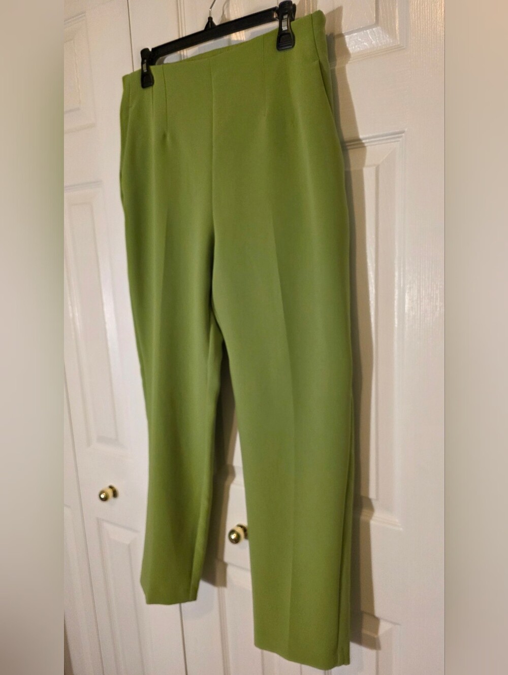 Dynamite Kendall Slim Leg High Rise Pant 10 In muted chartreuse green - Picture 2 of 9